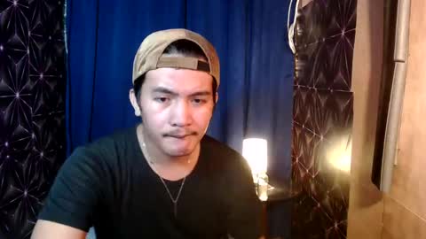 Snapshot of hunkylloyd chatting on 12.05.24 hunkylloyd online show from 12.05.24