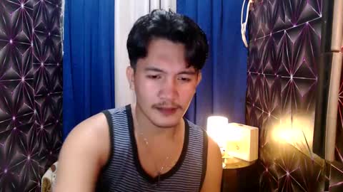 Snapshot of hunkylloyd chatting on 12.13.24 hunkylloyd online show from 12.13.24