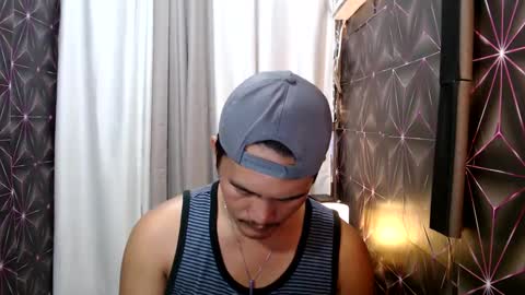 Snapshot of hunkylloyd chatting on 01.26.25 hunkylloyd online show from 01.26.25