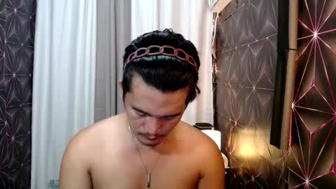 Snapshot of hunkylloyd chatting on 02.02.25 hunkylloyd online show from 02.02.25