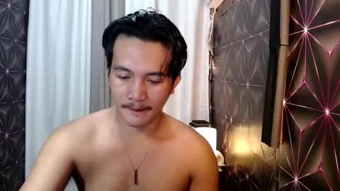 Snapshot of hunkylloyd chatting on 02.03.25 hunkylloyd online show from 02.03.25