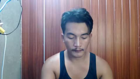 Snapshot of hunkylloyd chatting on 10.05.25 hunkylloyd online show from 10.05.25