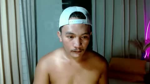 Snapshot of hunkylloyd chatting on 10.13.25 hunkylloyd online show from 10.13.25