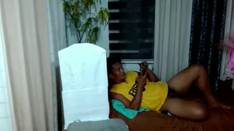 Snapshot of hunkylloyd chatting on 10.17.25 hunkylloyd online show from 10.17.25