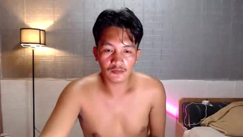 hunkylloyd online show from 03.18.26