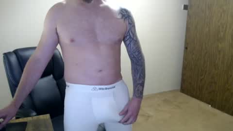 Snapshot of hunter_jayden7 chatting on 06.28.26 TypsyT7 online show from 06.28.26