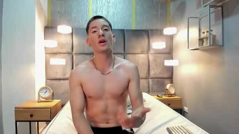 hunterheat_ online show from 11.10.25