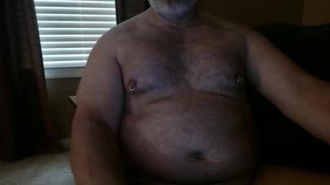 Snapshot of huntermark1 chatting on 04.28.26 huntermark1 online show from 04.28.26