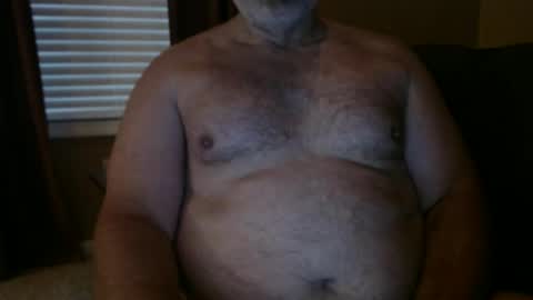 Snapshot of huntermark1 chatting on 06.17.26 huntermark1 online show from 06.17.26