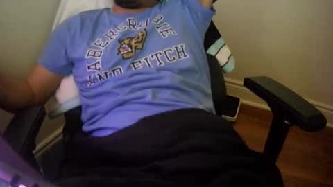 Snapshot of hunterrblood chatting on 04.14.26 Hunterr online show from 04.14.26