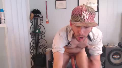 Snapshot of hunterxx420 chatting on 02.07.25 Hunter XX 420 online show from 02.07.25