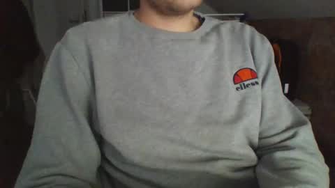 Snapshot of hunting_007 chatting on 01.17.25 hunting_007 online show from 01.17.25