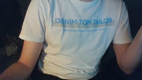 Snapshot of hunting_007 chatting on 02.24.25 hunting_007 online show from 02.24.25