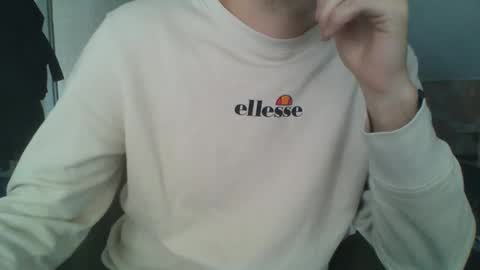 Snapshot of hunting_007 chatting on 09.22.25 hunting_007 online show from 09.22.25