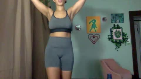 Goddess Hunyy online show from 01.07.25