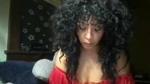 Goddess Hunyy online show from 12.21.25