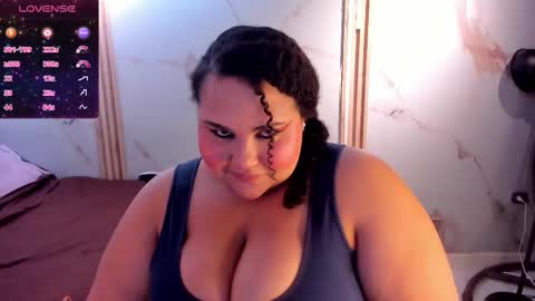 Snapshot of hurren_matt1 chatting on 03.01.25 Hurren online show from 03.01.25