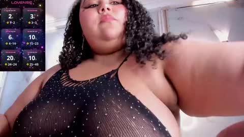 Snapshot of hurren_matt1 chatting on 03.07.25 Hurren online show from 03.07.25