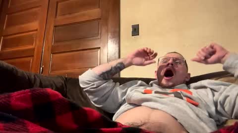 Snapshot of husbandandwife2011 chatting on 02.14.25 husbandandwife2011 online show from 02.14.25