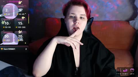 Snapshot of husk_ryan chatting on 01.18.25 Ryan online show from 01.18.25