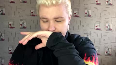 Snapshot of husk_ryan chatting on 09.30.25 Ryan online show from 09.30.25