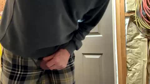 Snapshot of huskey300 chatting on 03.03.25 huskey300 online show from 03.03.25