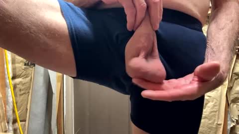 Snapshot of huskey300 chatting on 09.27.25 huskey300 online show from 09.27.25