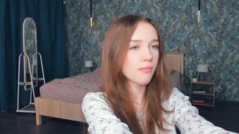 Snapshot of hwadwellingham chatting on 06.06.26 Lily online show from 06.06.26
