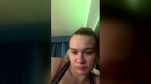 Snapshot of hwgbrii chatting on 06.01.26 hwgbrii online show from 06.01.26
