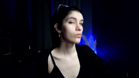 Snapshot of hyeon_jin chatting on 03.04.25 Hyeon Jin online show from 03.04.25