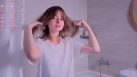 Miley. PVT open i have extra prices on nude show  online show from 04.05.26