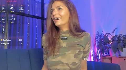 Snapshot of i___love__you chatting on 11.12.25 i___love__you online show from 11.12.25