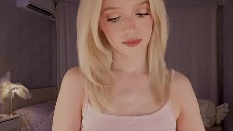 Snapshot of i__am_joss chatting on 05.08.26 Joselle online show from 05.08.26