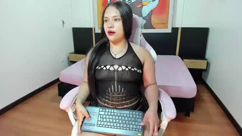 Snapshot of i_am_karoll chatting on 01.13.26 karoll online show from 01.13.26