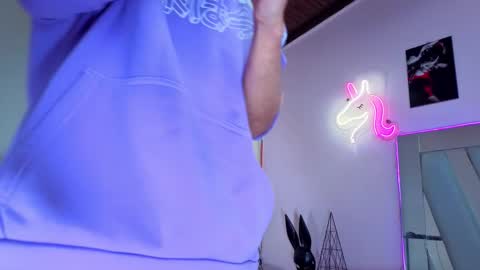 kelvis online show from 01.07.26