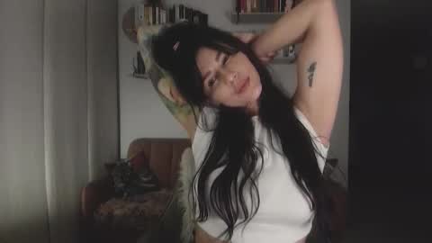 Snapshot of i_cant_believe_its_you chatting on 10.29.25 Lana Banana online show from 10.29.25