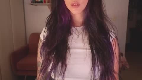 Snapshot of i_cant_believe_its_you chatting on 12.01.25 Lana Banana online show from 12.01.25