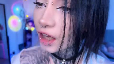 Snapshot of i_died_again chatting on 03.27.26 Asya online show from 03.27.26