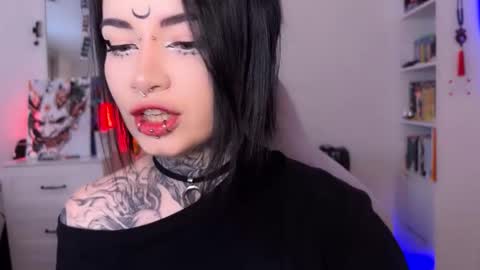 Snapshot of i_died_again chatting on 03.29.26 Asya online show from 03.29.26