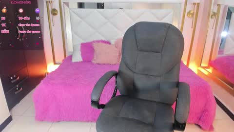 Kristi online show from 11.15.25