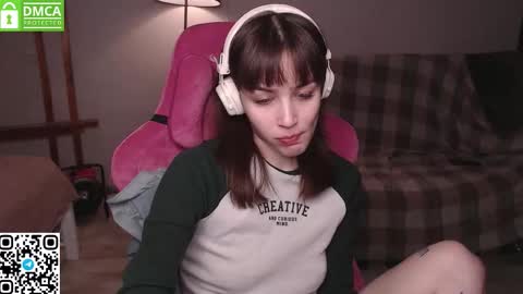 Snapshot of i_love_icecream chatting on 02.23.26 elisabeth online show from 02.23.26