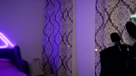 Snapshot of i_narcissus chatting on 01.25.25 narcissus online show from 01.25.25