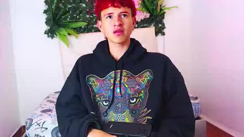 iam_lukas__ online show from 10.17.25