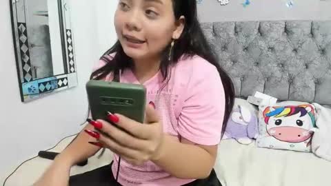Snapshot of iam_mai chatting on 01.18.25 iam_mai online show from 01.18.25
