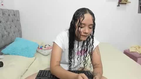 iam_mai online show from 12.15.25