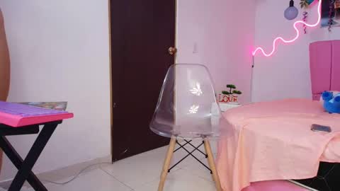 Snapshot of iam_monika chatting on 09.09.25 iam_monika online show from 09.09.25