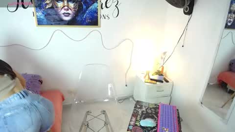 Snapshot of iam_monika chatting on 11.11.25 iam_monika online show from 11.11.25