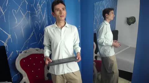 Snapshot of iam_smith_ chatting on 02.04.26 Iam Smith online show from 02.04.26