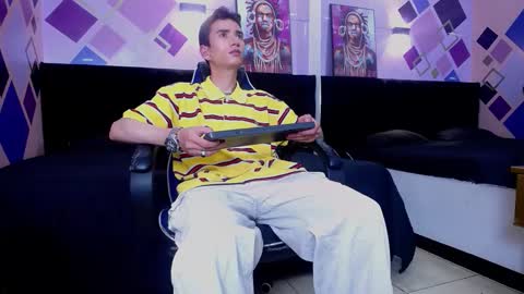 Snapshot of iam_smith_ chatting on 02.06.26 Iam Smith online show from 02.06.26