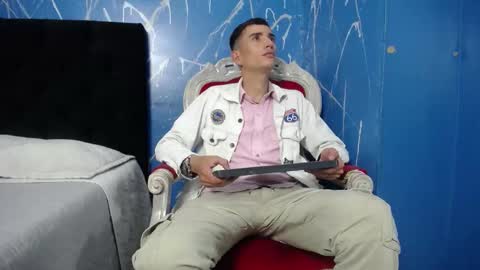 Snapshot of iam_smith_ chatting on 02.10.26 Iam Smith online show from 02.10.26